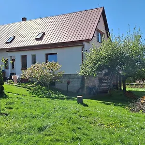 Zbraslav Old Garden Apartmán