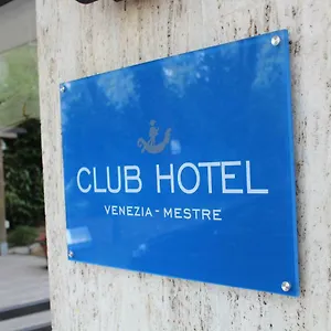 Club 3*, Mestre Itálie