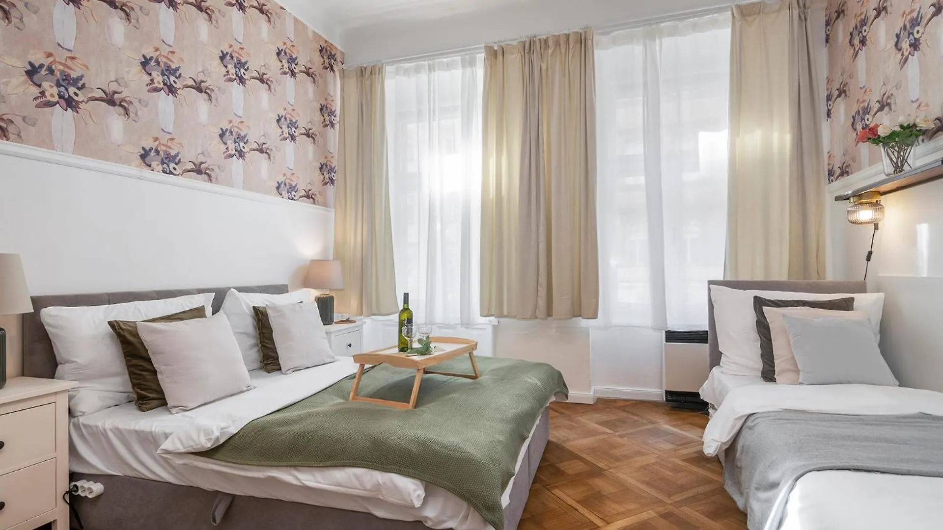 Florenc Apartments Prague 1 By Michal&Friends 0*,